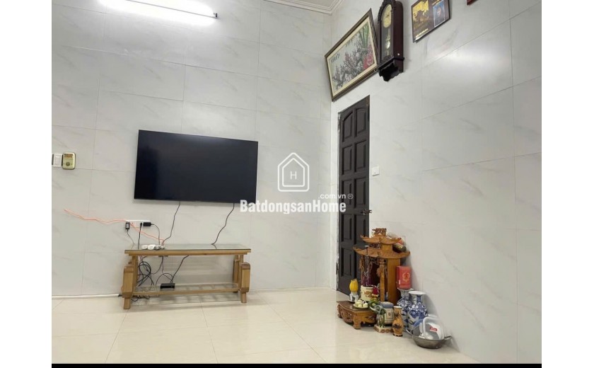 Cho thuê nhà ngõ 105 Phố Bạch Mai, 3 tầng x 50m2, 3 ngủ, 8 Triệu/tháng